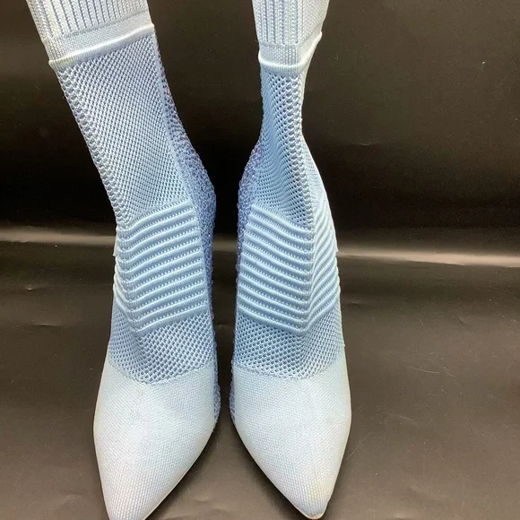 Steve Madden Maxwelle Light Blue Rhinestone Accent Bootie - Picture 6 of 9